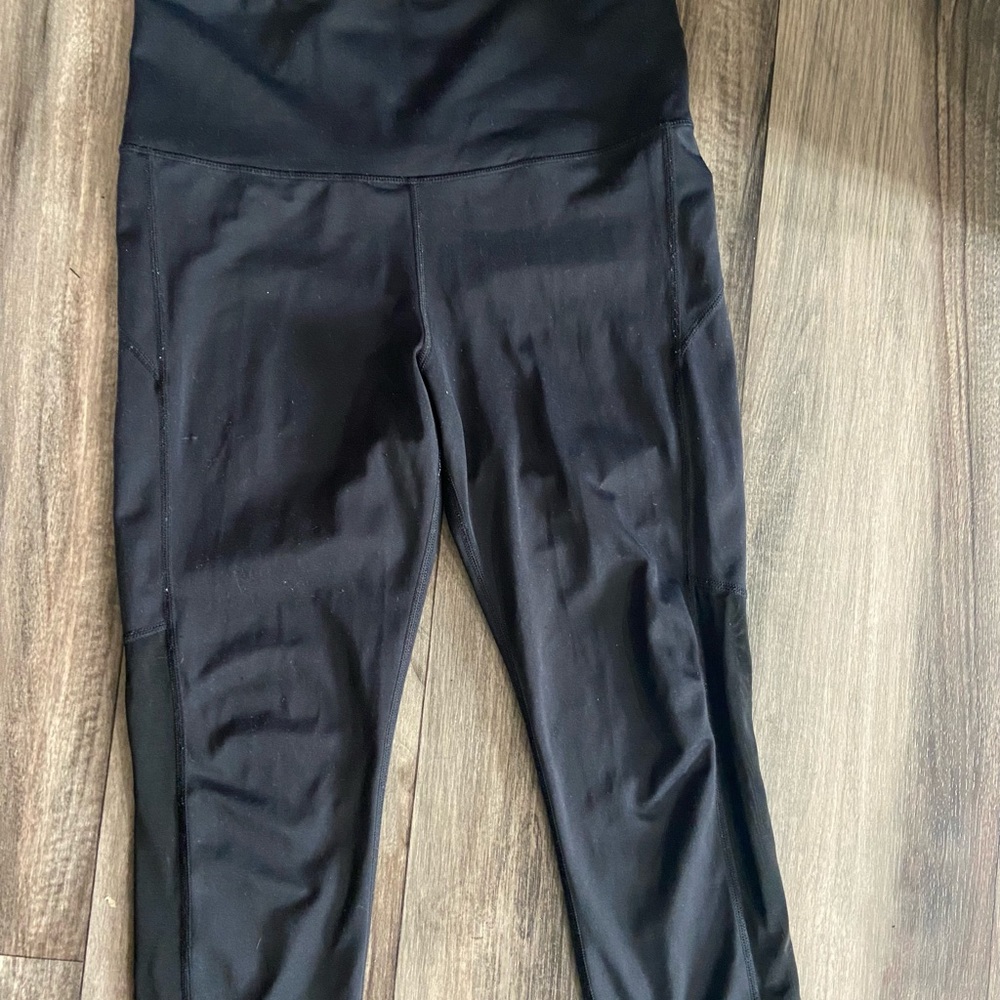 Loving Fit Capri leggings.